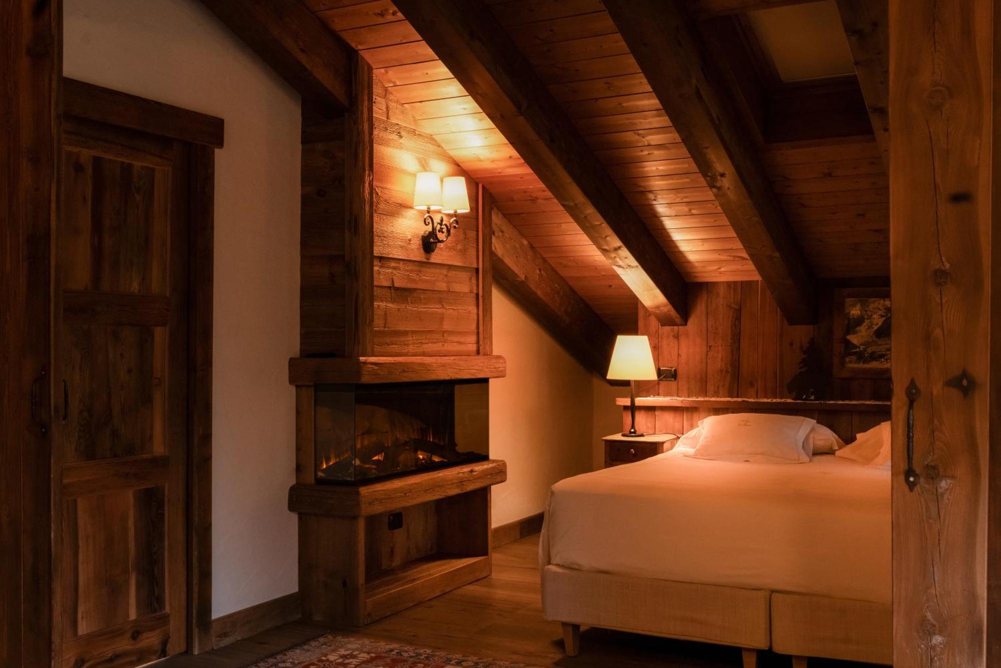 Auberge De La Maison Courmayeur Zewnętrze zdjęcie