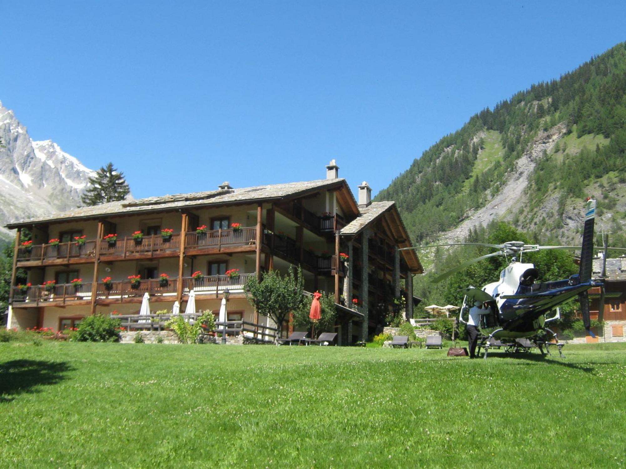 Auberge De La Maison Courmayeur Zewnętrze zdjęcie