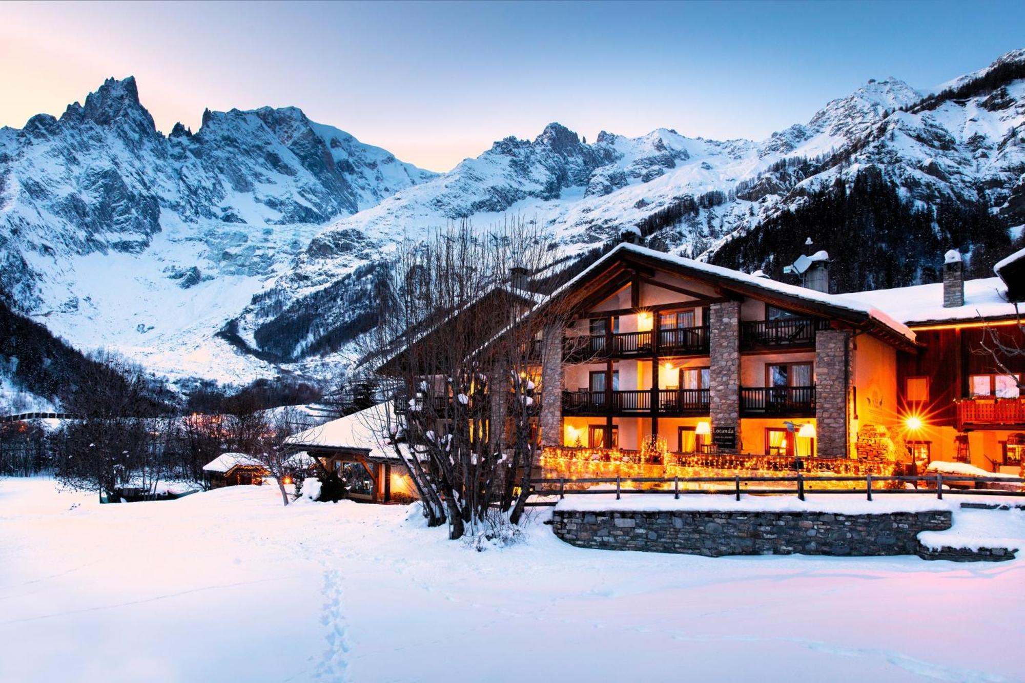 Auberge De La Maison Courmayeur Zewnętrze zdjęcie