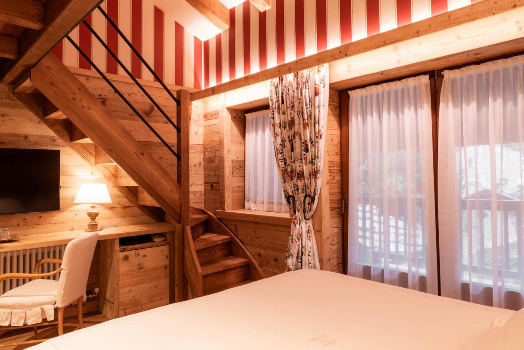 Auberge De La Maison Courmayeur Zewnętrze zdjęcie