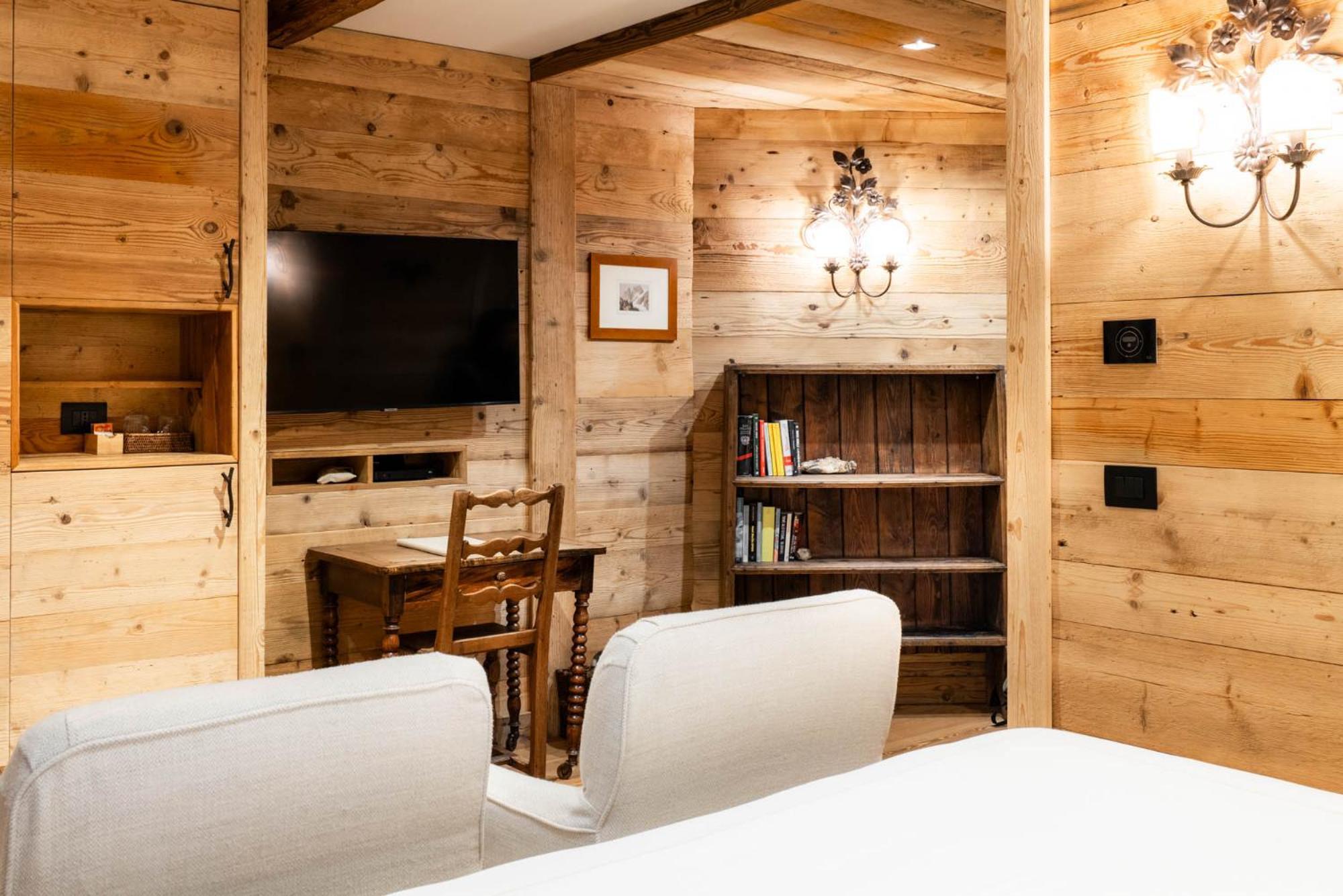 Auberge De La Maison Courmayeur Zewnętrze zdjęcie